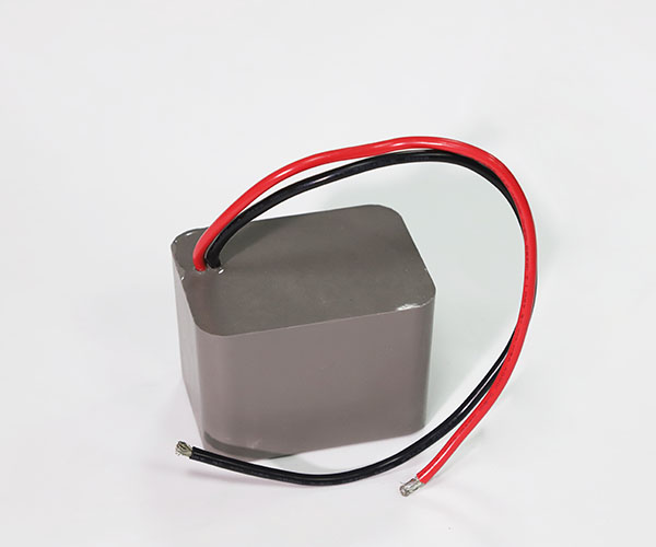 �轺�����